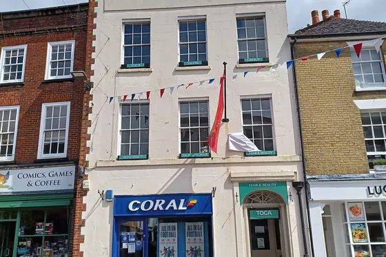 local de la casa de apuestas Coral en una calle de Chichester